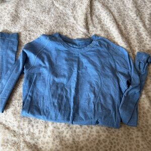 Women's Blue Long-Sleeve Lululemon swiftyly tech 8